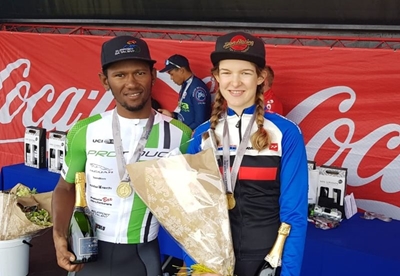 Rain doesn't dampen road race
