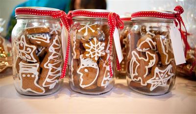 Christmas market at George police station