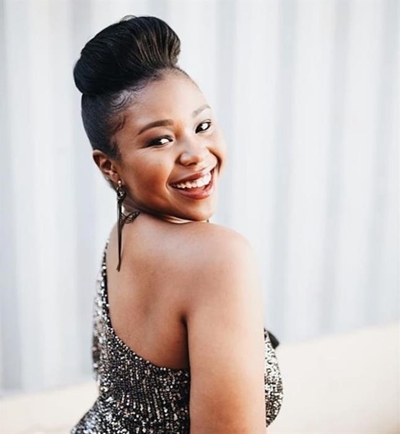 Small town girl hits the big time in showbiz