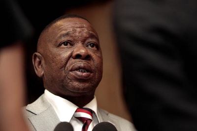 Nzimande calls for amicable solution in national bus strike