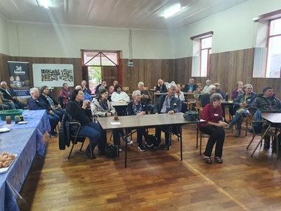 Situasie oor historiese Montagupas bespreek