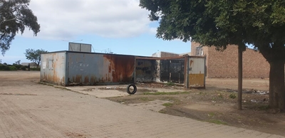 Mandela Blvd container mall property receiving attention