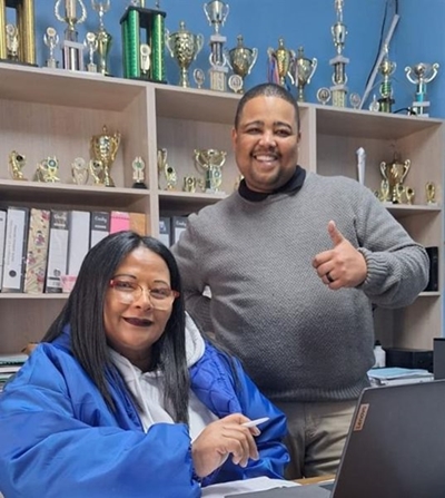 Local teacher wins provincial award