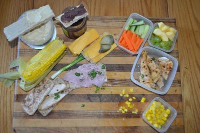 Pak 'n watertand kosblik vir jou kind