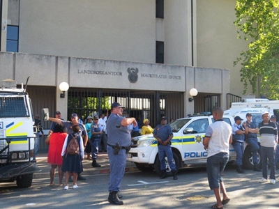 Weermagmoord: Geen borg vir Justice Mooi