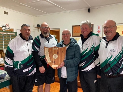 Graaff-Reinet mans wen viere-kompetisie