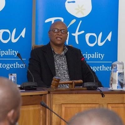 Mayor’s vehicle: Ratepayers’ association threaten court action