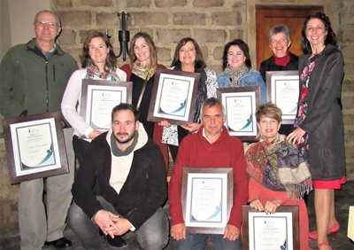 Stilbaai se bestes op skouer geklop