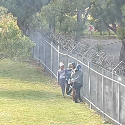 Pleas to Môreson to keep children in check