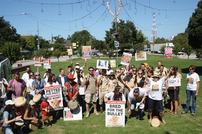 Georgians call for canned hunting ban