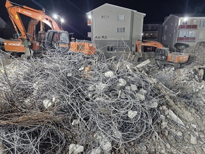 Building collapse: 19 (out of 81) still missing