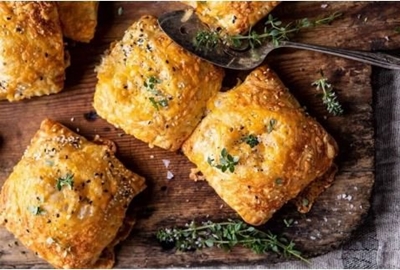 Recipe: Mini Bacon and cheese pies