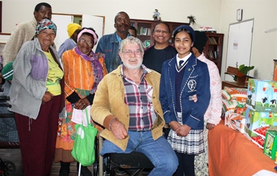Youngsters warm elderly hearts with donations