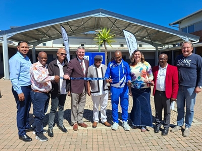 New roof at Mossel Bay's Thusong Centre completed