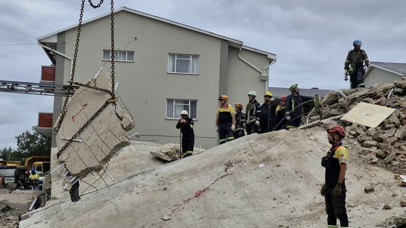 Update: Building collapse | 1 body retrieved | George Herald