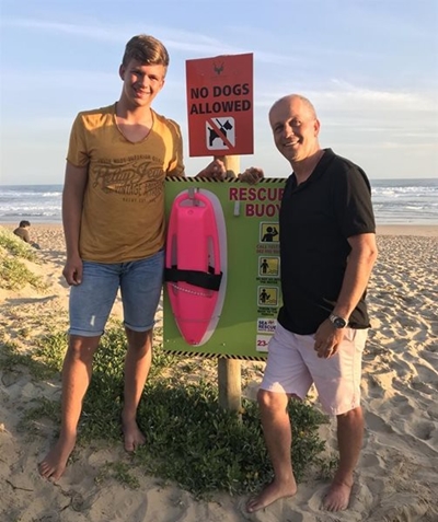 Visitors rescue girl from rip current