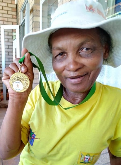Jane bring trofee huis toe