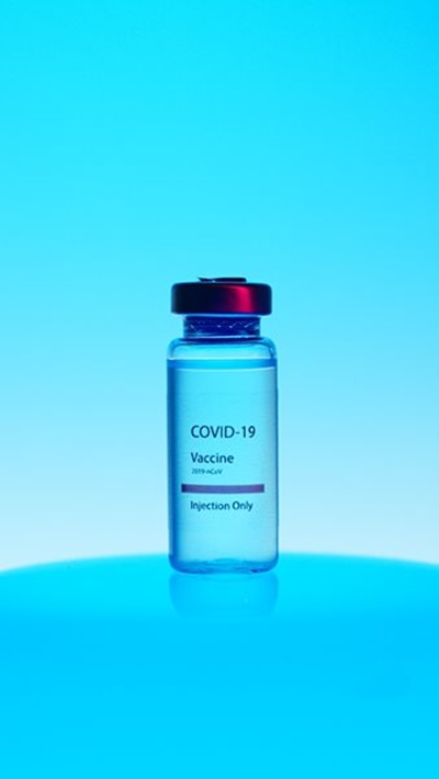 Only incentives and mandatory jab policies can help SA reach herd immunity – expert