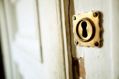 Homeowners urged to be cautious of impersonators
