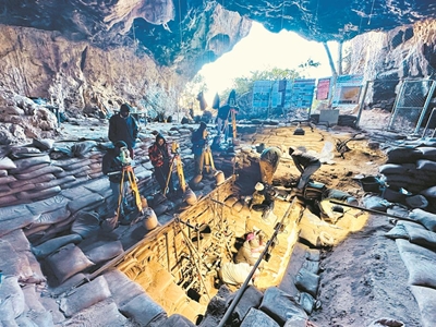 Boomplaasgrot 'n argeologiese skat in Kangovallei