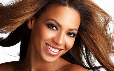 Beyoncé changes her email address weekly