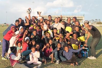 Titans klop die gevreesde Black Warriors