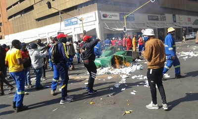 Tshwane gets interdict against Samwu protesting workers