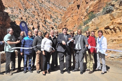 Minister open Swartbergpas