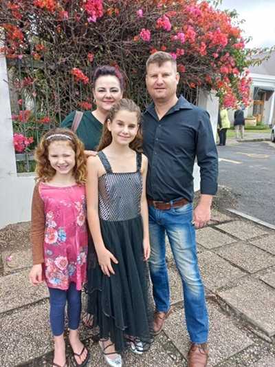Red carpet and Routey Awards for young performers