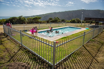 Gwaiing swimming pool closed for repairs