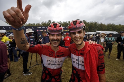 Young guns shake up Cape Epic