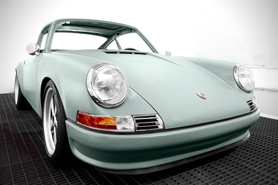 Vintage 911s turned into all-electric cars