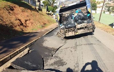 IN PICS: Durban North road collapses for the fourth time in 18 months