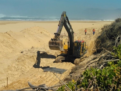 Gabion construction at Myoli beach