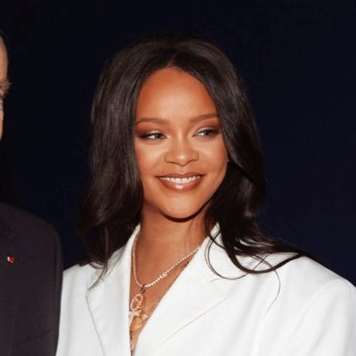 Here’s why Rihanna’s Muslim fans are calling her out