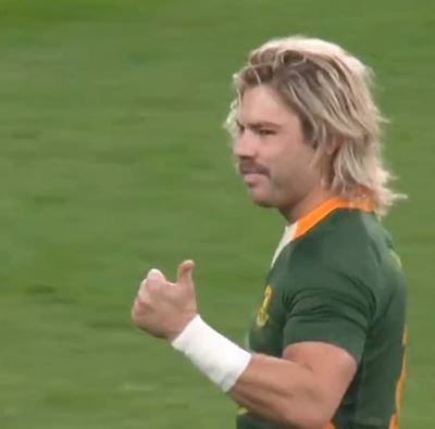 Only Bok Faf de Klerk can pull off this hair flick