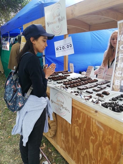 Locals' taste buds get lost at Leisure