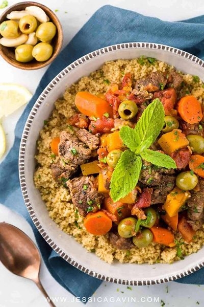 Moroccan pulled lamb in the All-in-One Cooker
