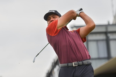 Maas on track to make SA Stroke Play history