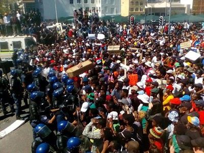 EFF student body threatens revolt 
