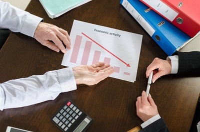 The voluntary liquidation of solvent and insolvent companies by resolution, the appointment of liquidators and meetings