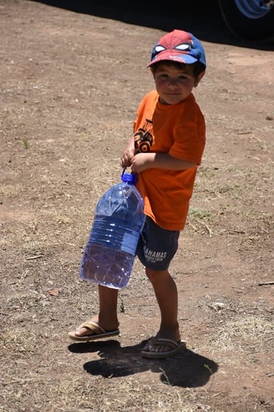 Water Warriors skenk aan kleinboere