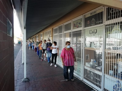 Dorp vandag 'n miernes