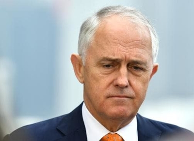Ministers offer to quit as Australia political crisis deepens