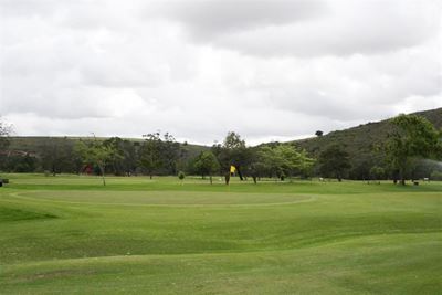 Golfers' groan of contention