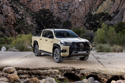 Toyota posts best annual sales since 2007