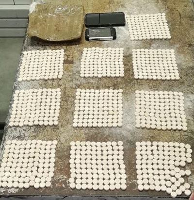 Polisie lê beslag op groot getal dwelms