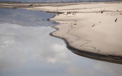 Water in dams nearly 10% down