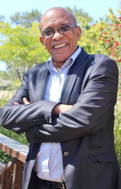 Mayor lauds educators