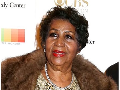 Music world mourns Aretha Franklin at MTV video awards